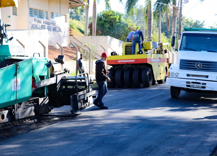 Prefeitura inicia investimento de mais de R$ 1 milhão em obras de recapeamento asfáltico