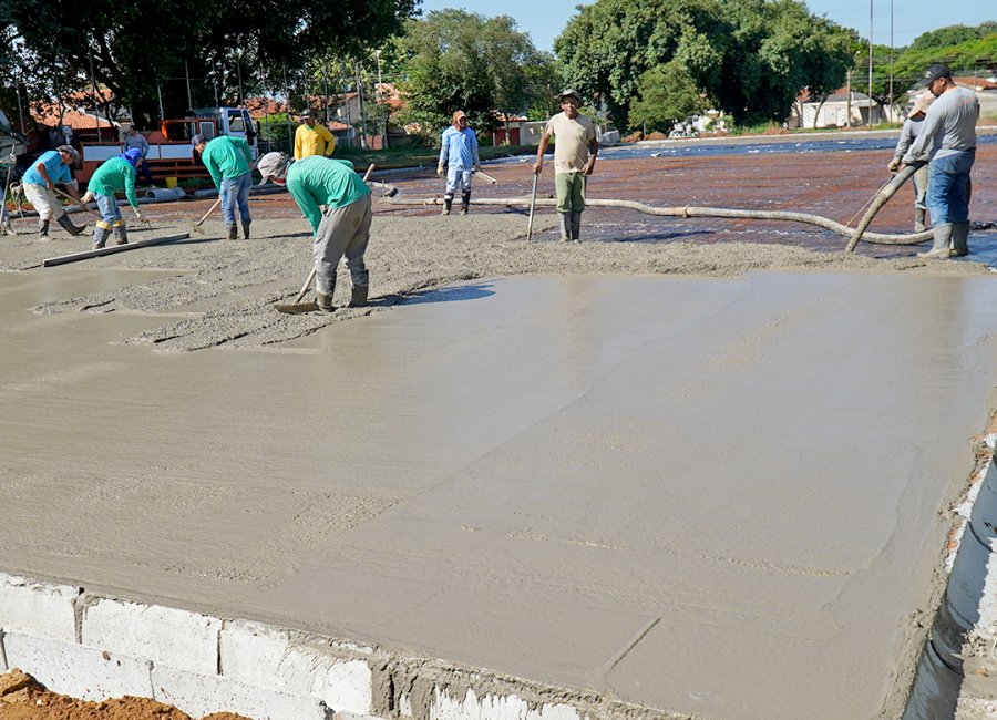 Construção da Areninha do Ypê é iniciada numa parceria entre Prefeitura e Estado