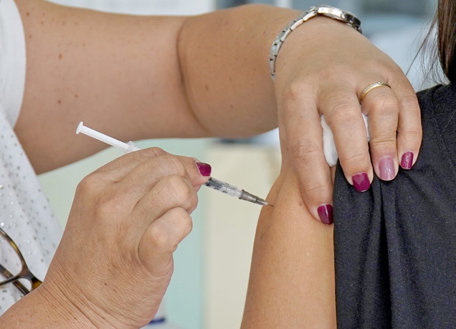 Saúde aplica mais de 1,2 mil doses contra a Covid-19 e contra a Influenza durante o Dia D