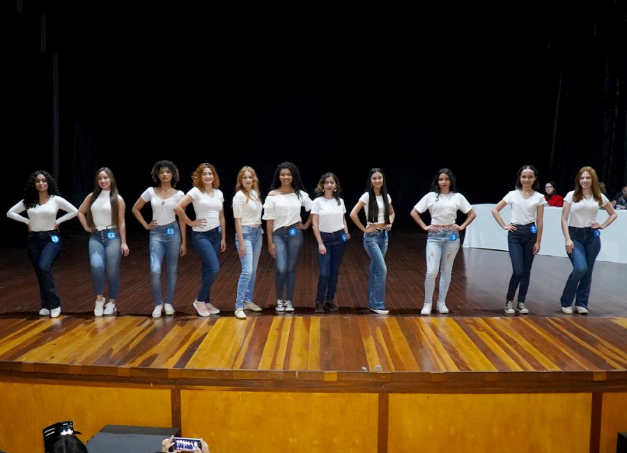 Candidatas ao título de Rainha das Nações são selecionadas