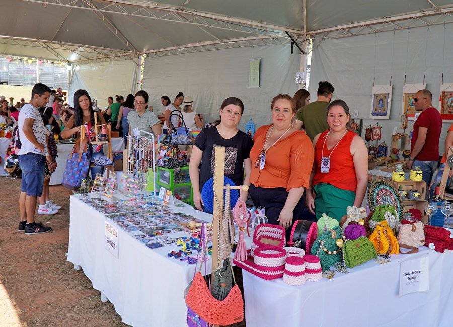 Cultura abre chamada pública para selecionar artesãos para a Festa das Nações de 2023