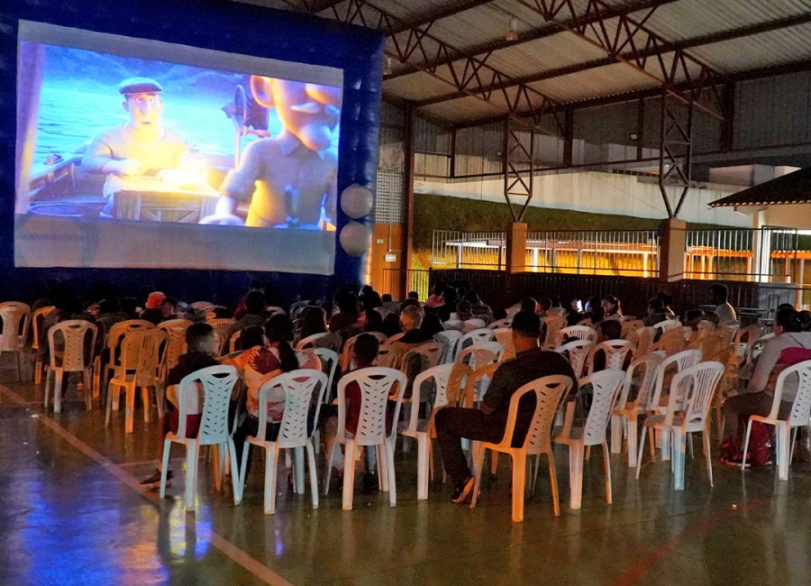 Cinema no Bairro: Chácaras Alvorada e Santa Terezinha II vão ter a exibição da animação Luca
