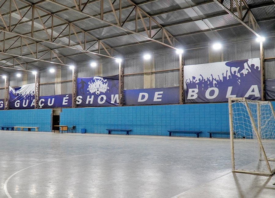 Melhorias: quadra do Ceresc ganha nova iluminação em LED