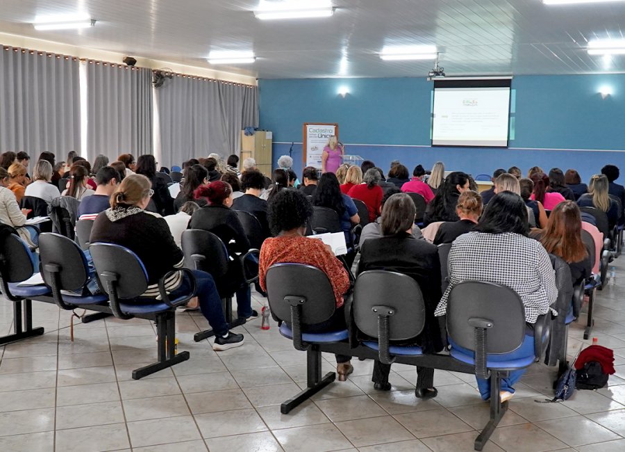 Central do Cadastro Único promove encontro com OSCs e servidores de Secretarias Municipais