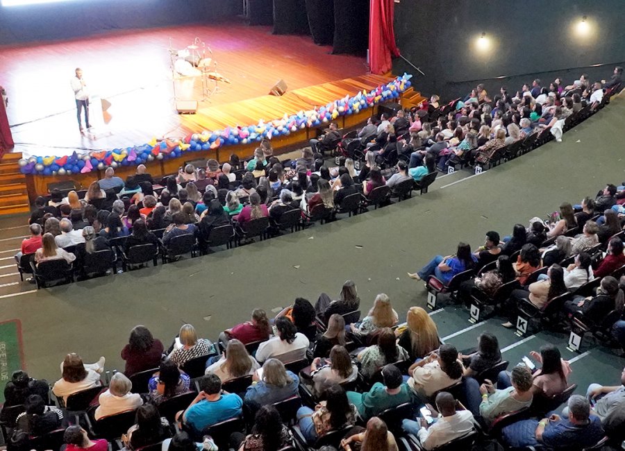 Secretaria da Educação vai promover evento em homenagem ao Dia do Professor no Centro Cultural
