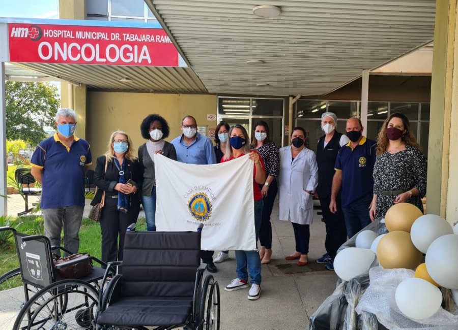 Hospital Municipal recebe a doação de nove cadeiras de rodas