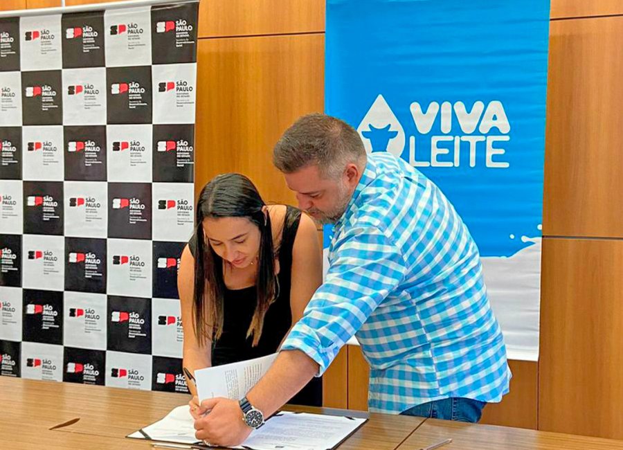 Secretaria de Assistência Social renova programa VivaLeite com o Governo do Estado