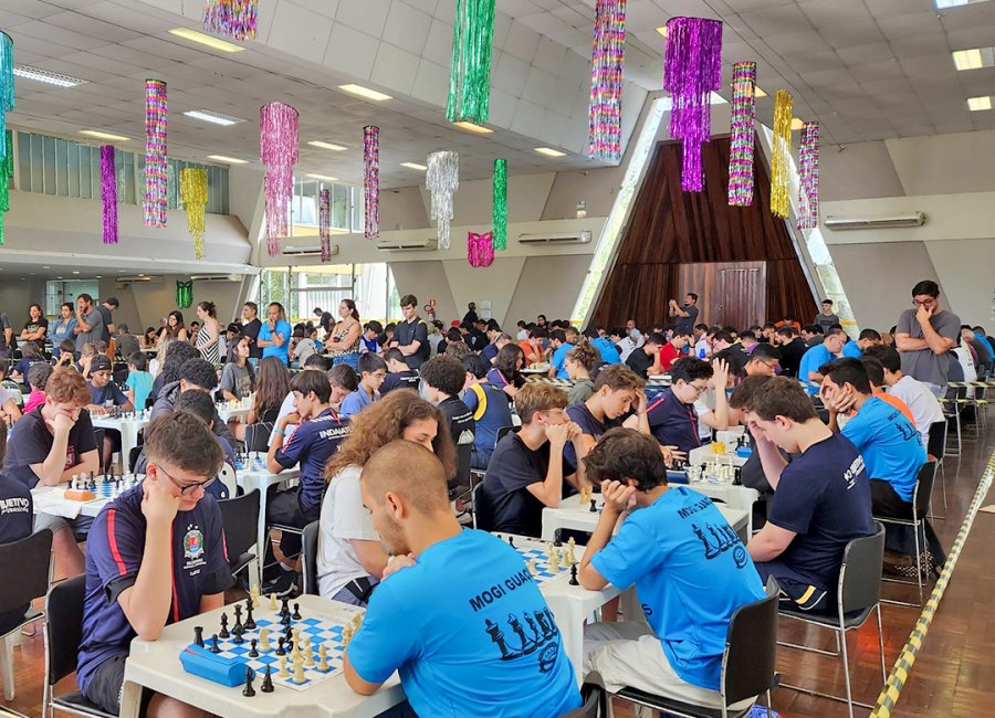 Enxadrista é campeã da 99ª etapa do Circuito Solidário de Xadrez 