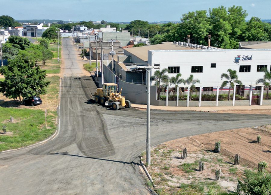 Caruso: Iniciada segunda etapa de infraestrutura urbana na Rua Leopoldo Campos Pedrini 