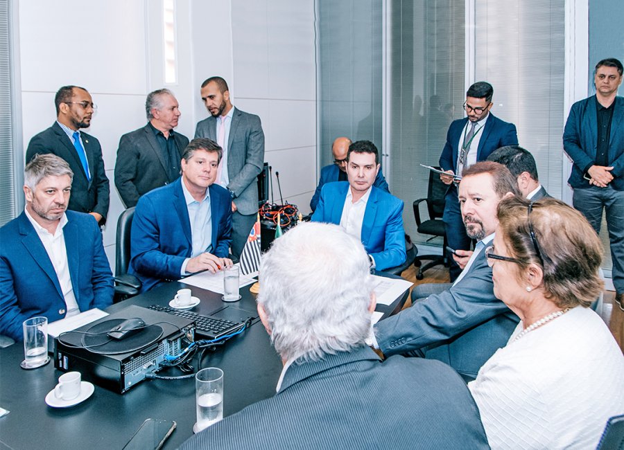 Em reunião com Ministro das Cidades, Rodrigo busca novos investimentos para reforçar abastecimento d’água em Mogi Guaçu