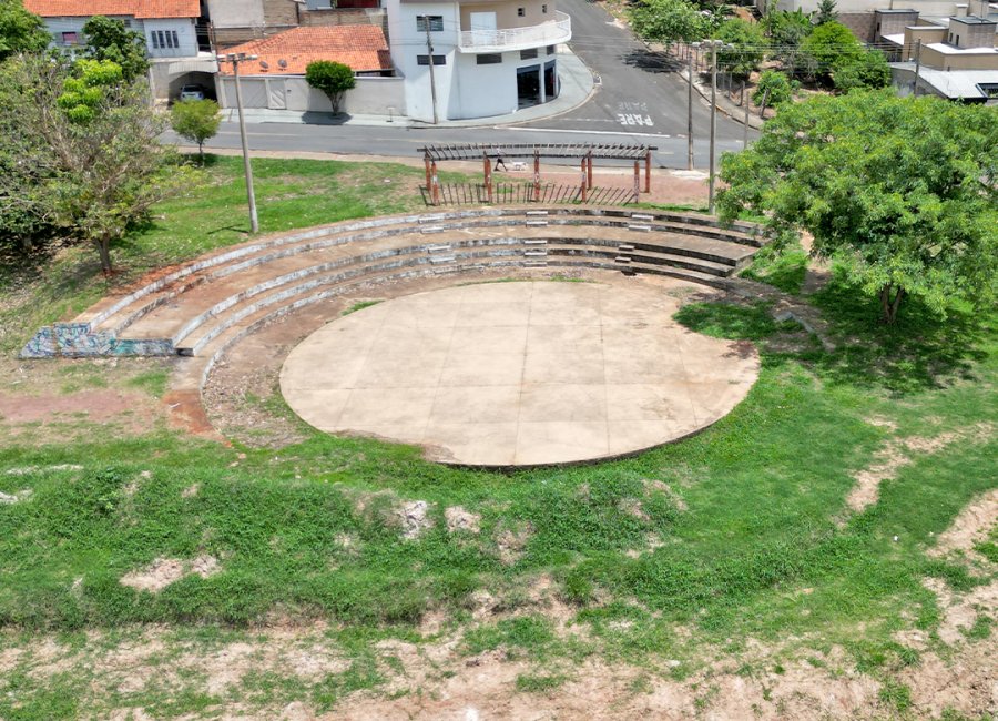 Teatro de Arena do Parque Linear do Córrego dos Macacos será revitalizado