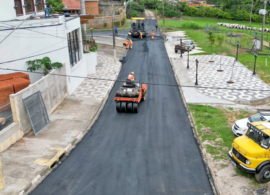 Iniciado novo pacote de recapeamento que irá contemplar mais cinco vias de Mogi Guaçu