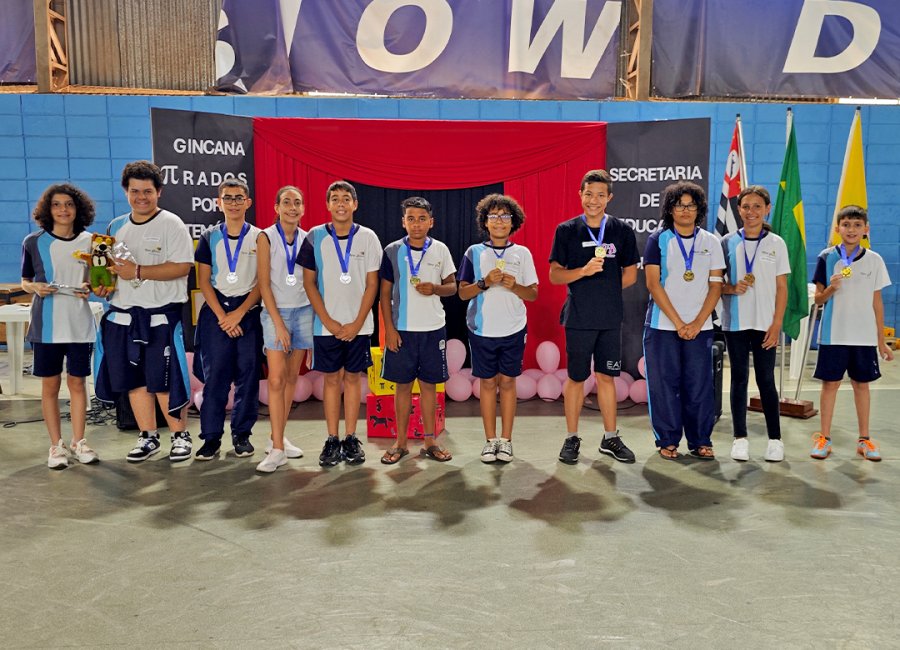 Educação premia os vencedores da Gincana Pirados por Matemática