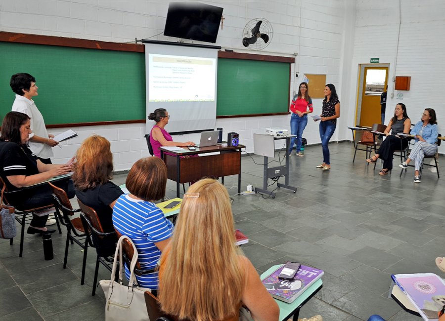 Professores participam do curso de conclusão do programa de Leitura e Escrita do Governo Federal