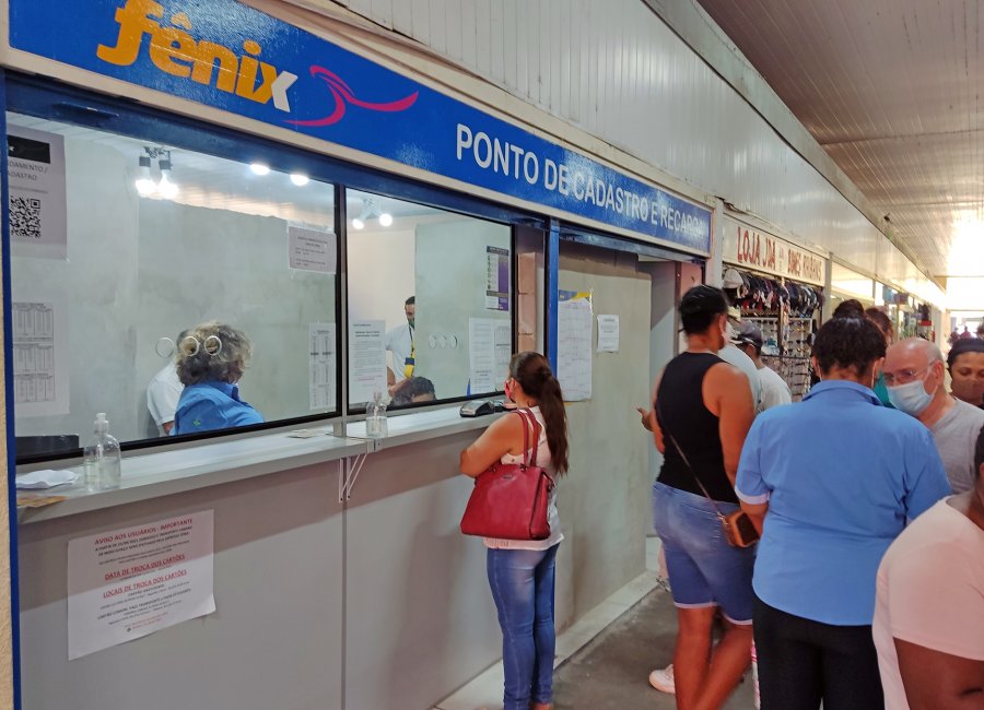 Usuários do transporte coletivo devem agendar atendimento para troca e atualização da carteirinha
