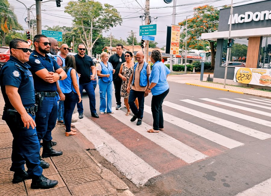 Assistência Social promove ação para inibir presença de menores em semáforos