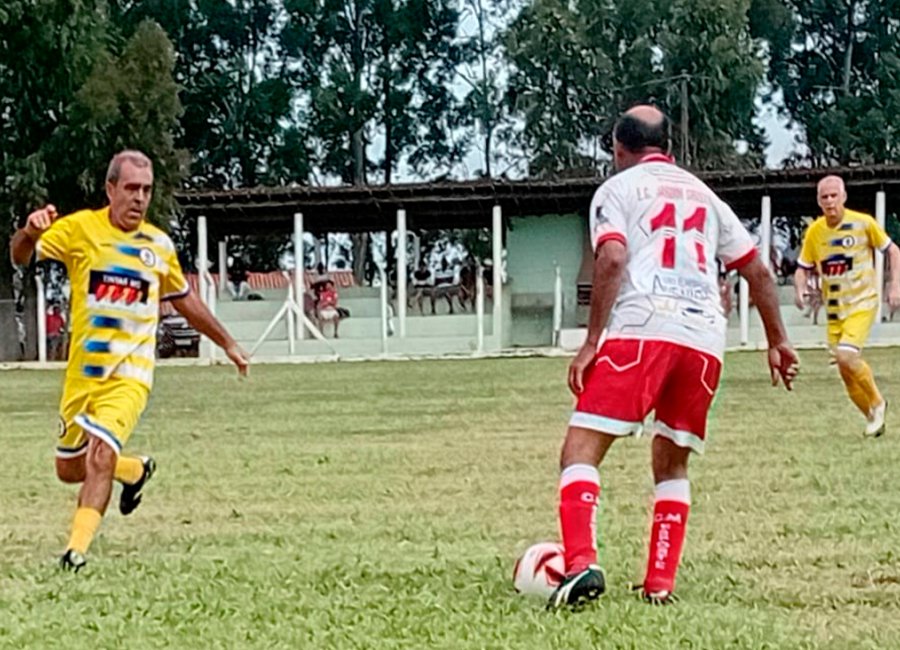 2ª Copa de Futebol Master segue com bons jogos em Mogi Guaçu