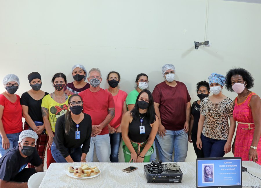 Sebrae realiza palestra para participantes das oficinas profissionalizantes