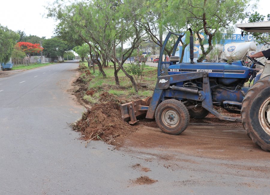 Parque Industrial Getúlio Vargas recebe serviços de zeladoria