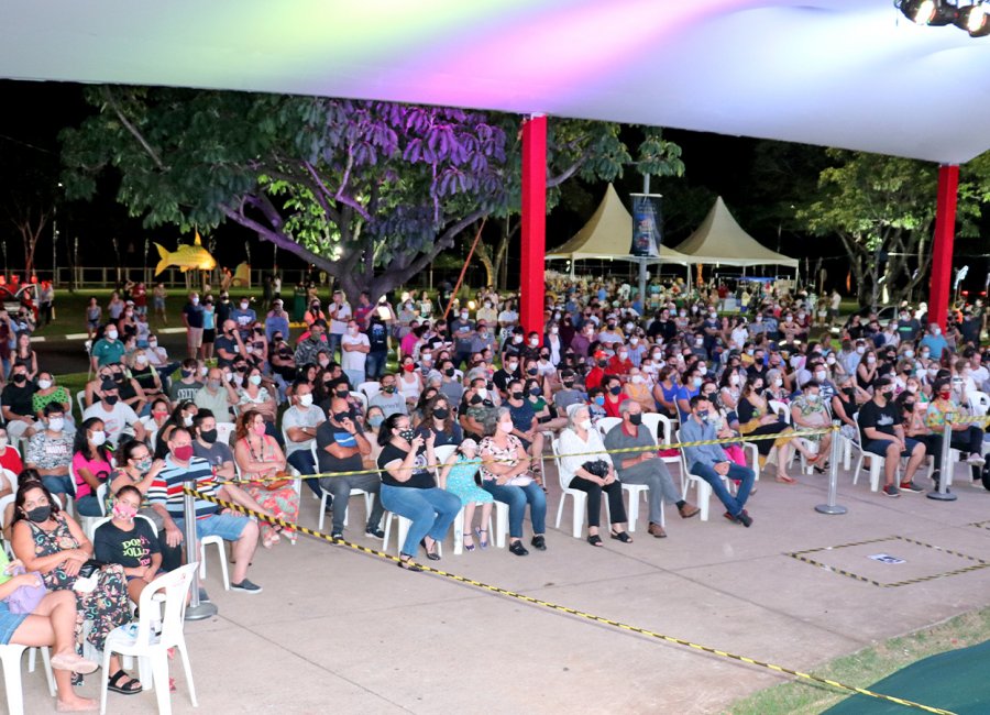 Natal Encantado retoma apresentações a partir desta quarta-feira