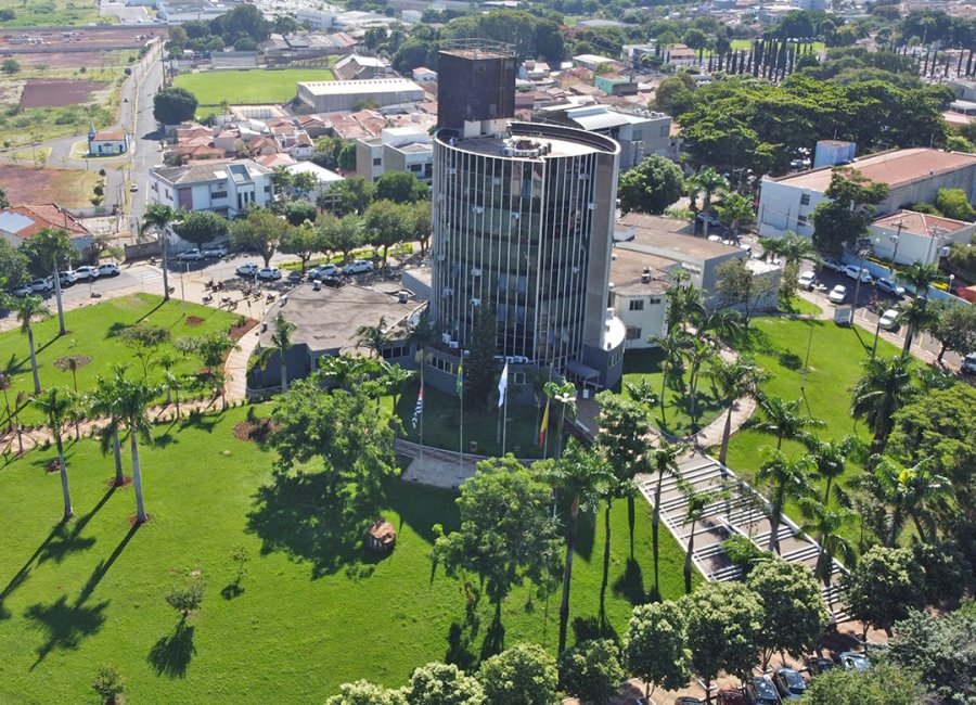 Feriado Ano Novo: confira o que abre e fecha
