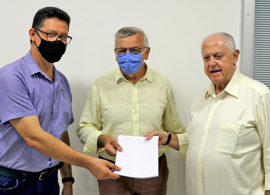 Prefeitura oficializa transferência de R$ 700 mil de emenda parlamentar à Santa Casa