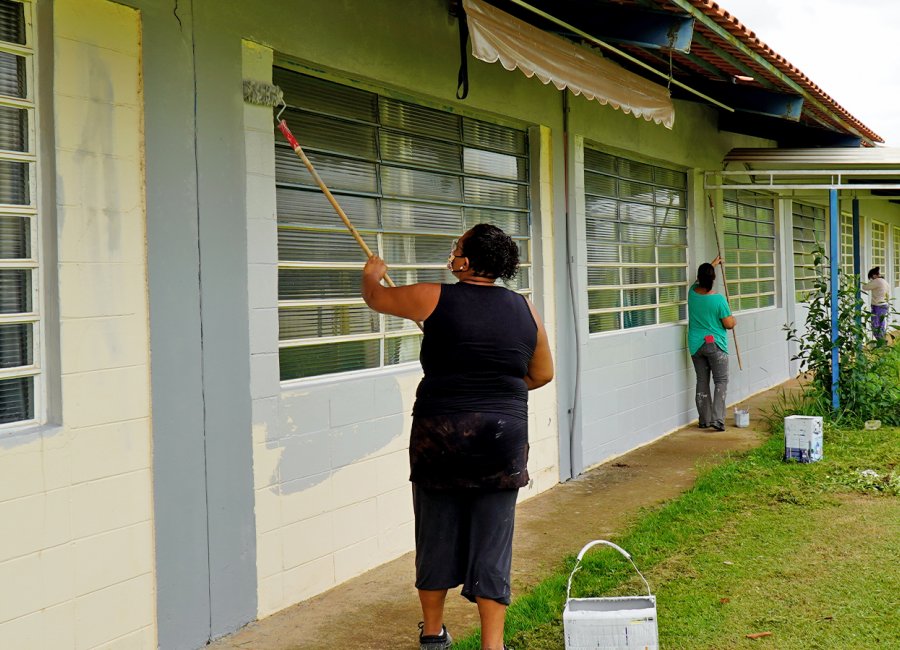 Educação realiza zeladoria das escolas para retorno das aulas