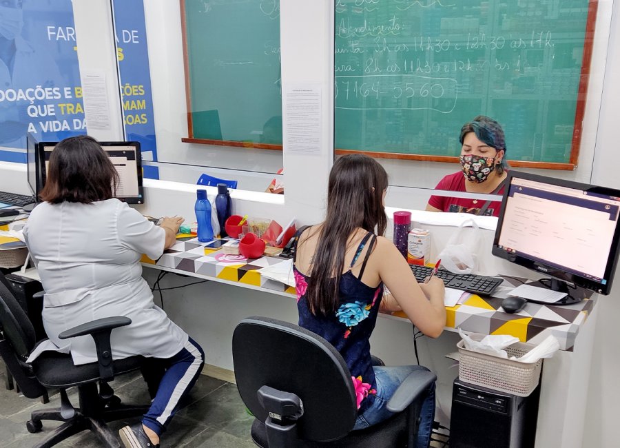 Farmácia de Todos termina janeiro com mais de oito mil medicamentos distribuídos