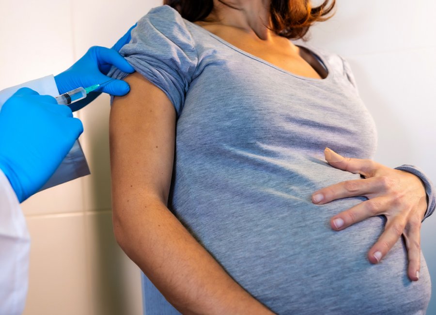 Saúde inicia vacinação contra a gripe em gestantes e puérperas