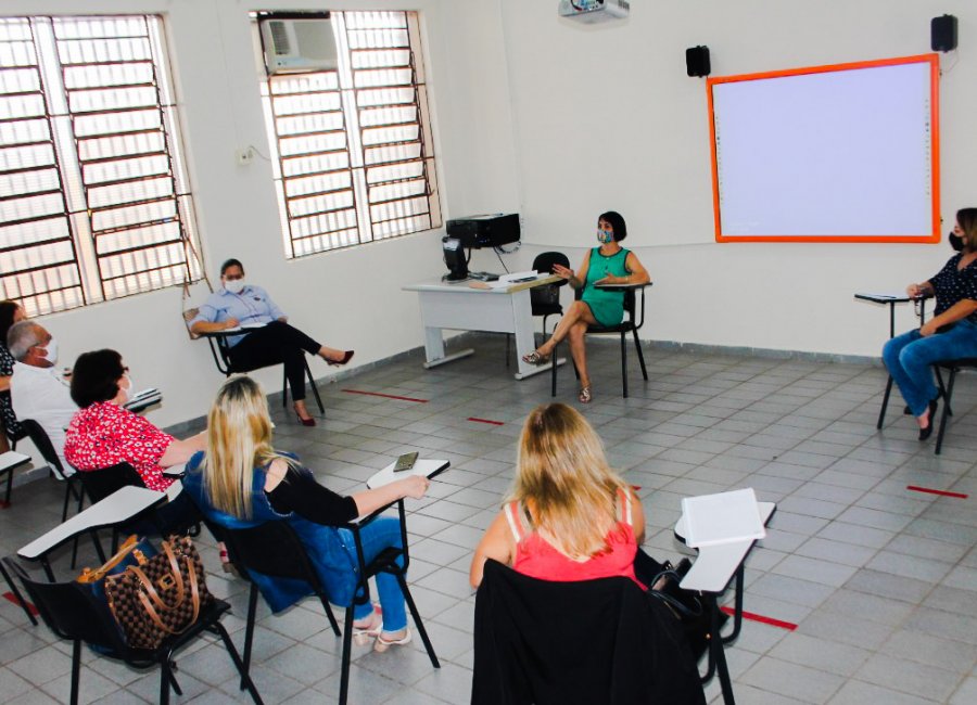 Dirigentes regionais de Educação se reúnem para discutir experiências e ações conjuntas