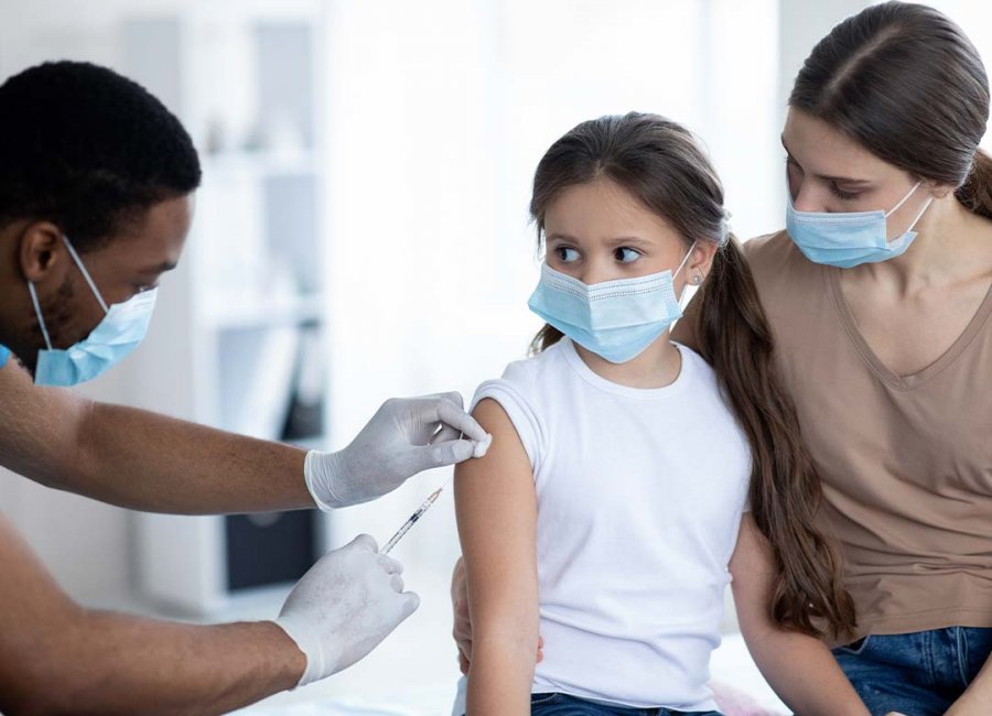 Saúde imuniza mais de duas mil pessoas contra Covid-19; sábado nova ação será realizada 